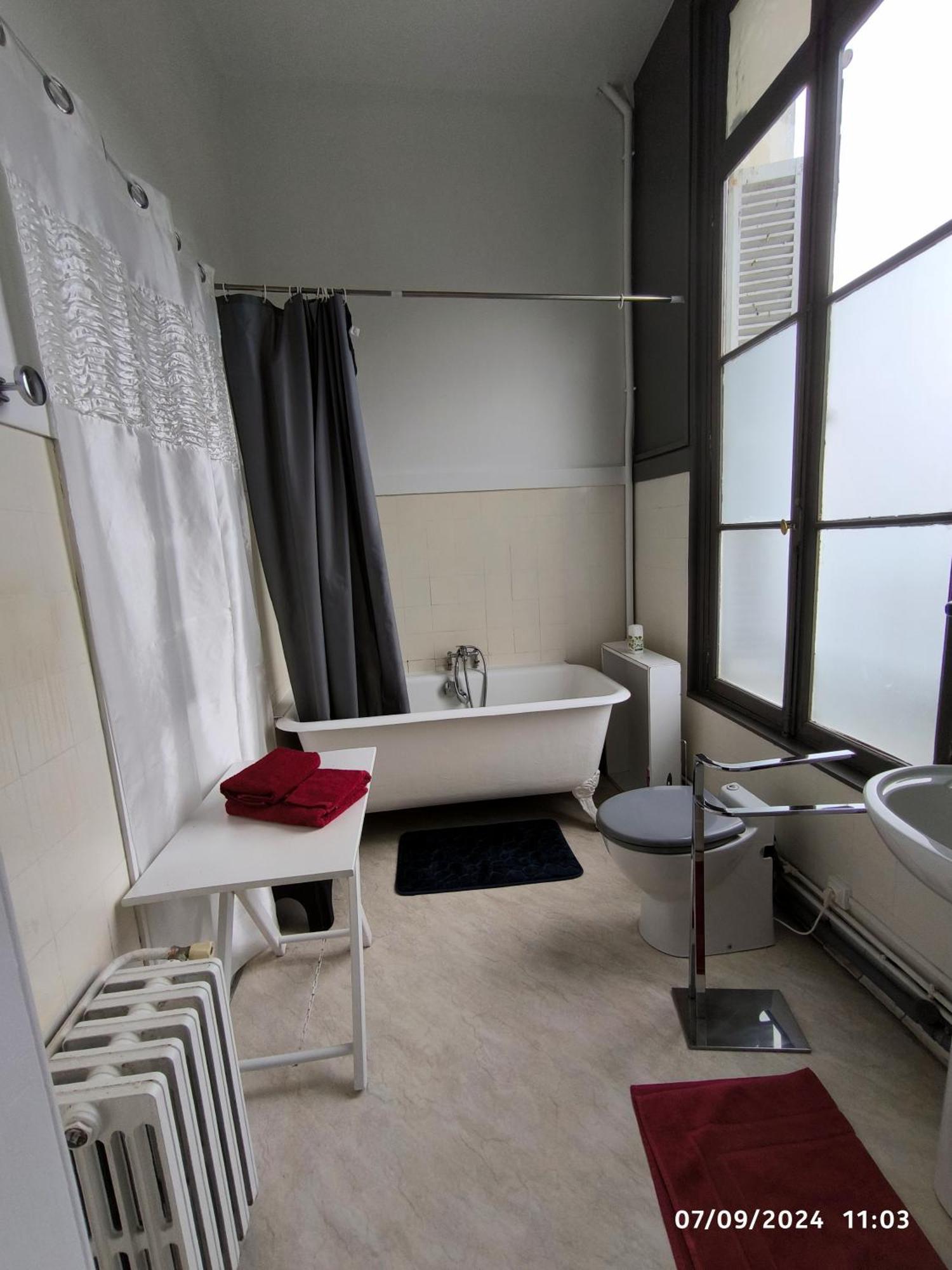 Fief Des 3 Guillaume Chambres D'Hotes Ecouis Esterno foto